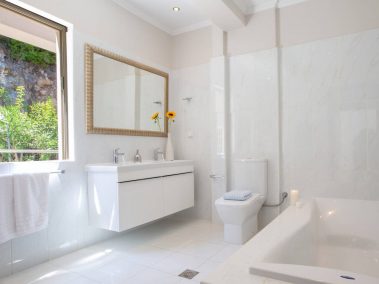 Villa Lilaea Bathroom Ensuite Exclusive Vip